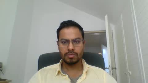 asharma1984xyz online show from June 8, 6:58 am