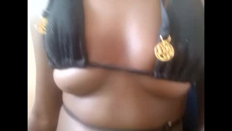 Snapshot of ashi2468 chatting on February 1, 1:09 pm coffee online show from February 1, 1:09 pm