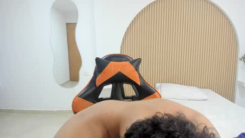 ashlan_king online show from May 6, 9:31 pm