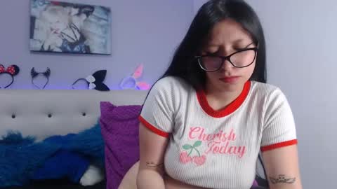 Ashley online show from February 20, 8:31 pm