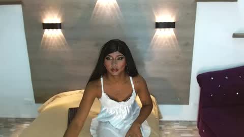 Snapshot of ashleysofiathenison chatting on June 21, 1:46 pm ashleysofiathenison online show from June 21, 1:46 pm