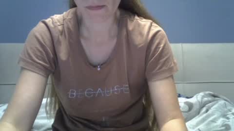 Snapshot of ashleyspice chatting on June 9, 5:41 am Ashley online show from June 9, 5:41 am