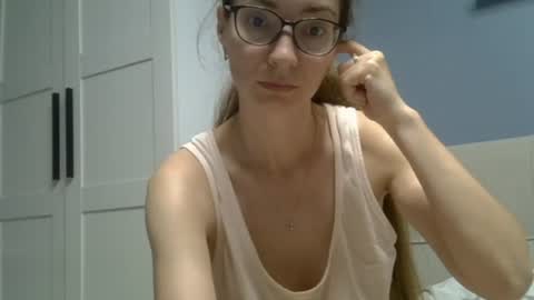 Snapshot of ashleyspice chatting on June 10, 5:50 am Ashley online show from June 10, 5:50 am