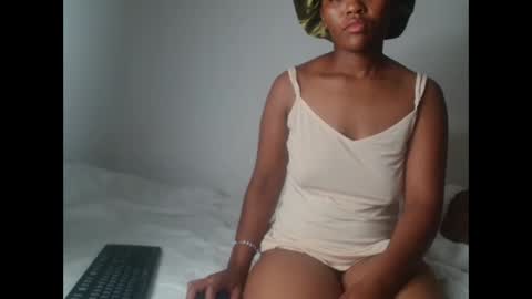 ashleyt255 online show from September 11, 10:21 pm