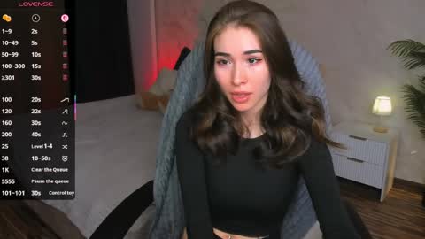 Ashley online show from February 28, 1:12 pm