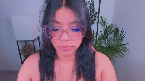 Ashleyy18   online show from April 3, 12:41 am