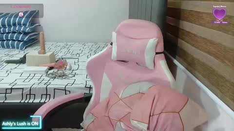 ashly online show from October 4, 1:25 am