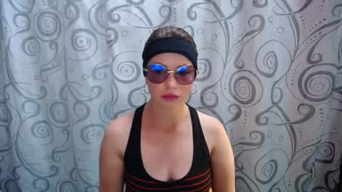 engel online show from April 16, 7:03 pm