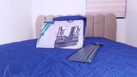 Ashly online show from December 5, 12:03 pm