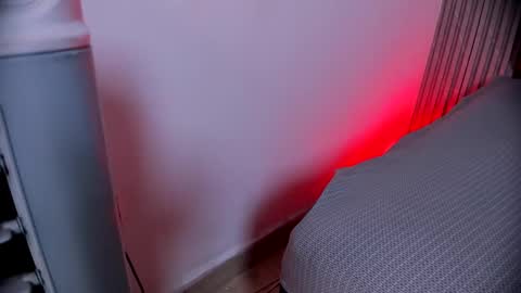 ashlybenison online show from January 17, 8:13 am