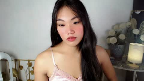 asian_alliyah online show from July 22, 10:56 pm