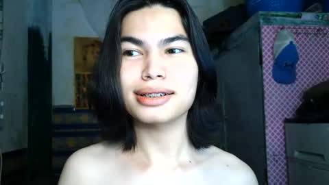 Snapshot of asian_babyboi chatting on July 2, 7:42 pm asian_babyboi online show from July 2, 7:42 pm