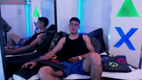 Snapshot of asian_ferverx chatting on June 1, 10:22 pm asian_ferverx online show from June 1, 10:22 pm