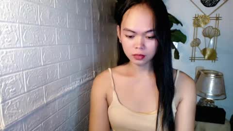 Snapshot of asian_pretty143 chatting on July 16, 2:06 am asian_pretty143 online show from July 16, 2:06 am