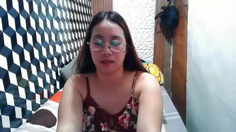 Trixie online show from April 24, 3:47 pm