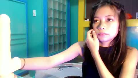 asian_slade online show from May 14, 6:09 am