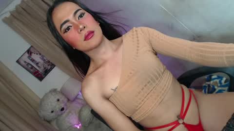 asian_ulysses online show from May 19, 11:05 am