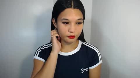 Yan online show from April 7, 10:05 am