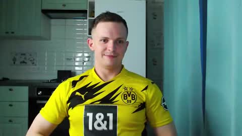 asianbbeaty online show from April 16, 5:36 pm