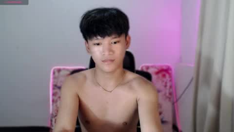 asianbrilee online show from July 8, 4:44 pm