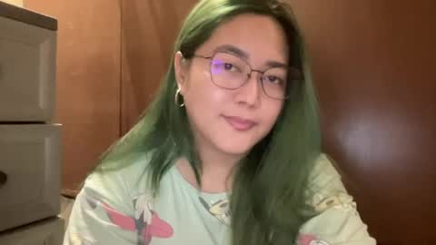 Snapshot of asianbunny10 chatting on June 13, 3:32 pm Curvy online show from June 13, 3:32 pm
