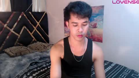Snapshot of asiancum_peter chatting on February 23, 5:27 am asiancum_peter online show from February 23, 5:27 am