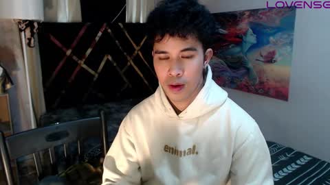 Snapshot of asiancum_peter chatting on March 1, 6:15 am asiancum_peter online show from March 1, 6:15 am