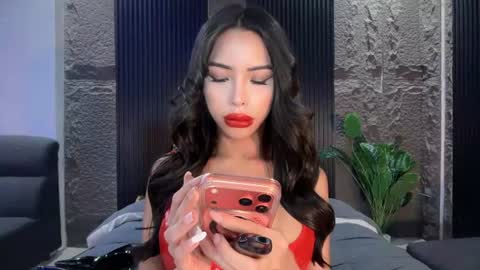 Snapshot of asianhugecockcindy chatting on June 11, 12:32 am asianhugecockcindy online show from June 11, 12:32 am