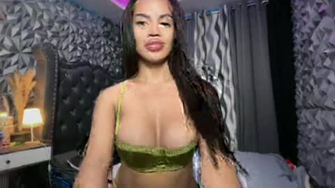 JOSHUA AND SAMIRA online show from June 26, 9:35 am