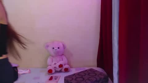 Queen Lara online show from January 13, 6:38 pm