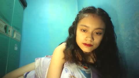 ann online show from April 15, 3:19 pm