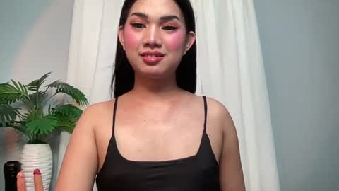 Lily online show from June 30, 9:16 pm