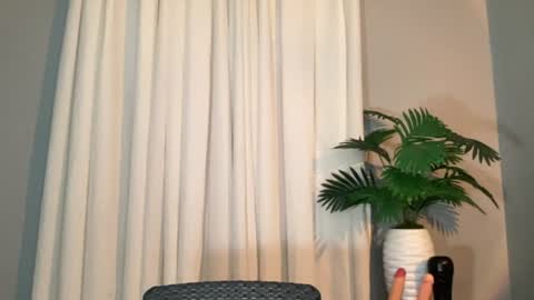 Lily online show from July 17, 6:53 am
