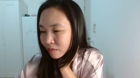 Snapshot of asiantabbyx chatting on February 9, 3:38 pm Tabby online show from February 9, 3:38 pm