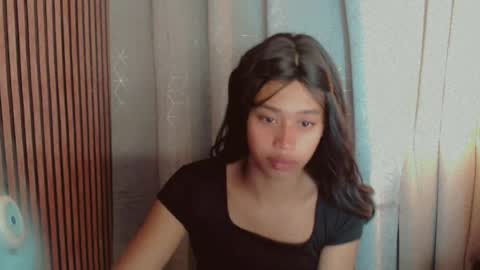 Snapshot of asiantreasures chatting on July 25, 2:42 am kisses online show from July 25, 2:42 am