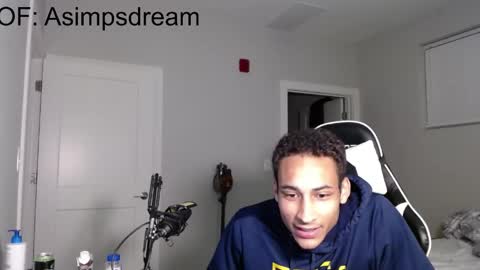 asimpsdream online show from May 31, 3:26 am