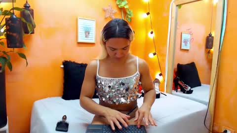 ASLY online show from December 14, 11:29 am