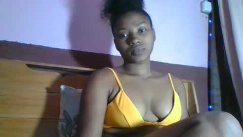 asmiraa online show from February 11, 5:01 am