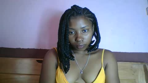 asmiraa online show from April 17, 11:13 am