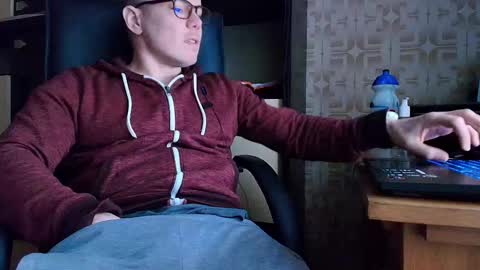 asterion51 online show from February 13, 4:14 pm