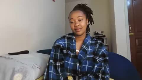 atara_seren online show from June 6, 5:50 pm