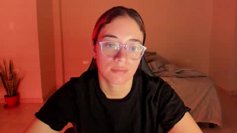 atenas online show from March 7, 9:50 am