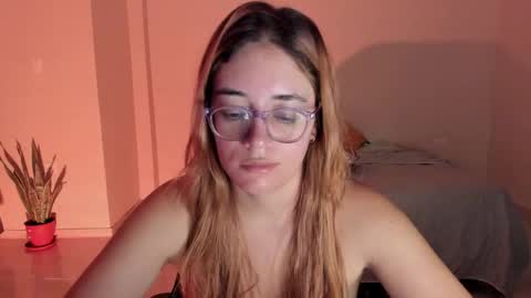 atenas online show from March 15, 9:26 am