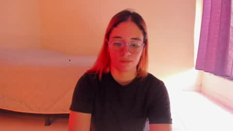 atenas online show from April 19, 6:10 pm