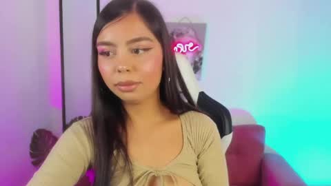 atheneaa_as online show from May 21, 9:33 pm