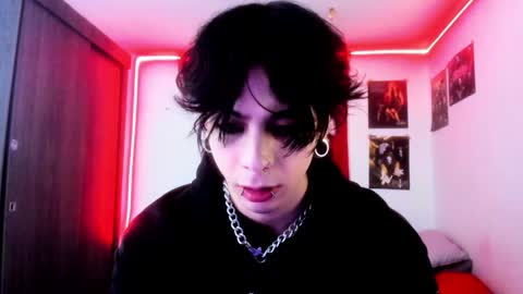 athenauwu online show from December 14, 6:46 am