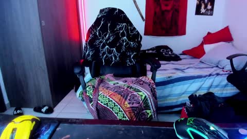 athenauwu online show from January 31, 6:35 am