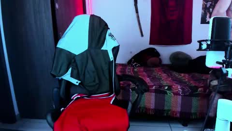 athenauwu online show from November 30, 5:44 am