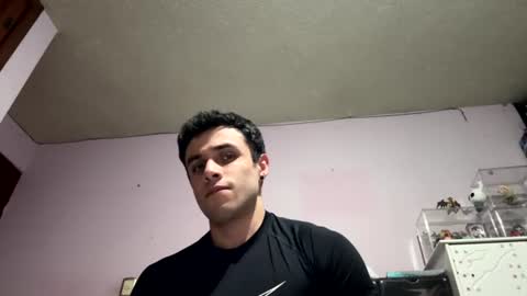 Snapshot of athlete_boy22 chatting on July 9, 4:05 am Atlas online show from July 9, 4:05 am