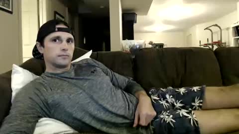 Snapshot of athleteguy55555 chatting on March 8, 12:33 am tommycb55555 online show from March 8, 12:33 am